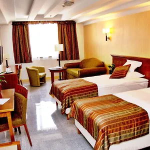 hotellátogatás
