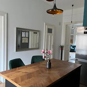 hotellátogatás