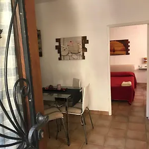 https://casa-al-castello-giglio-castello.it-tuscanyhotel.com